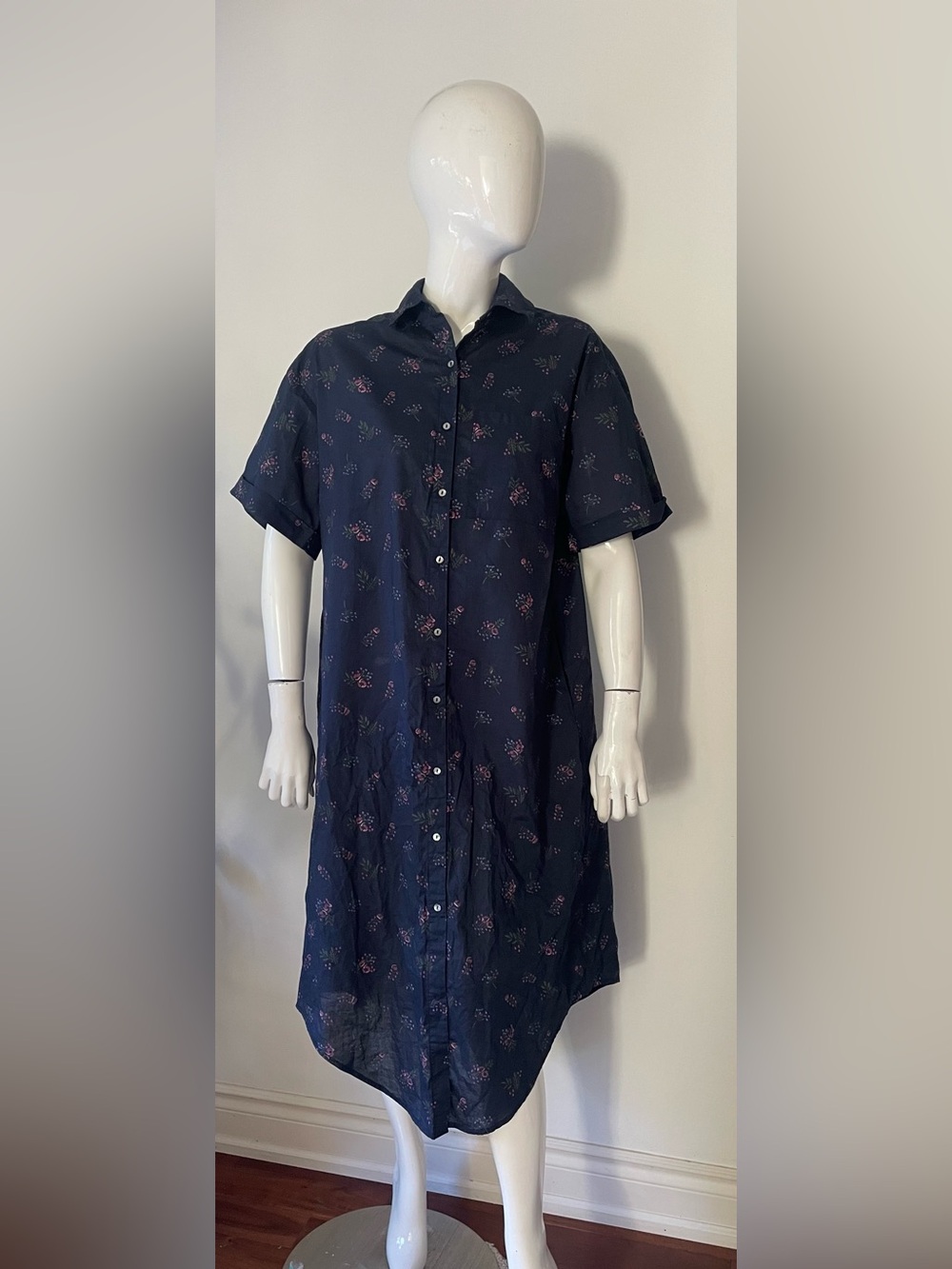 A Bronze Age Floral Shirt Dress XS bruno 
Navy Floral Button-Front - Picture 10 of 11